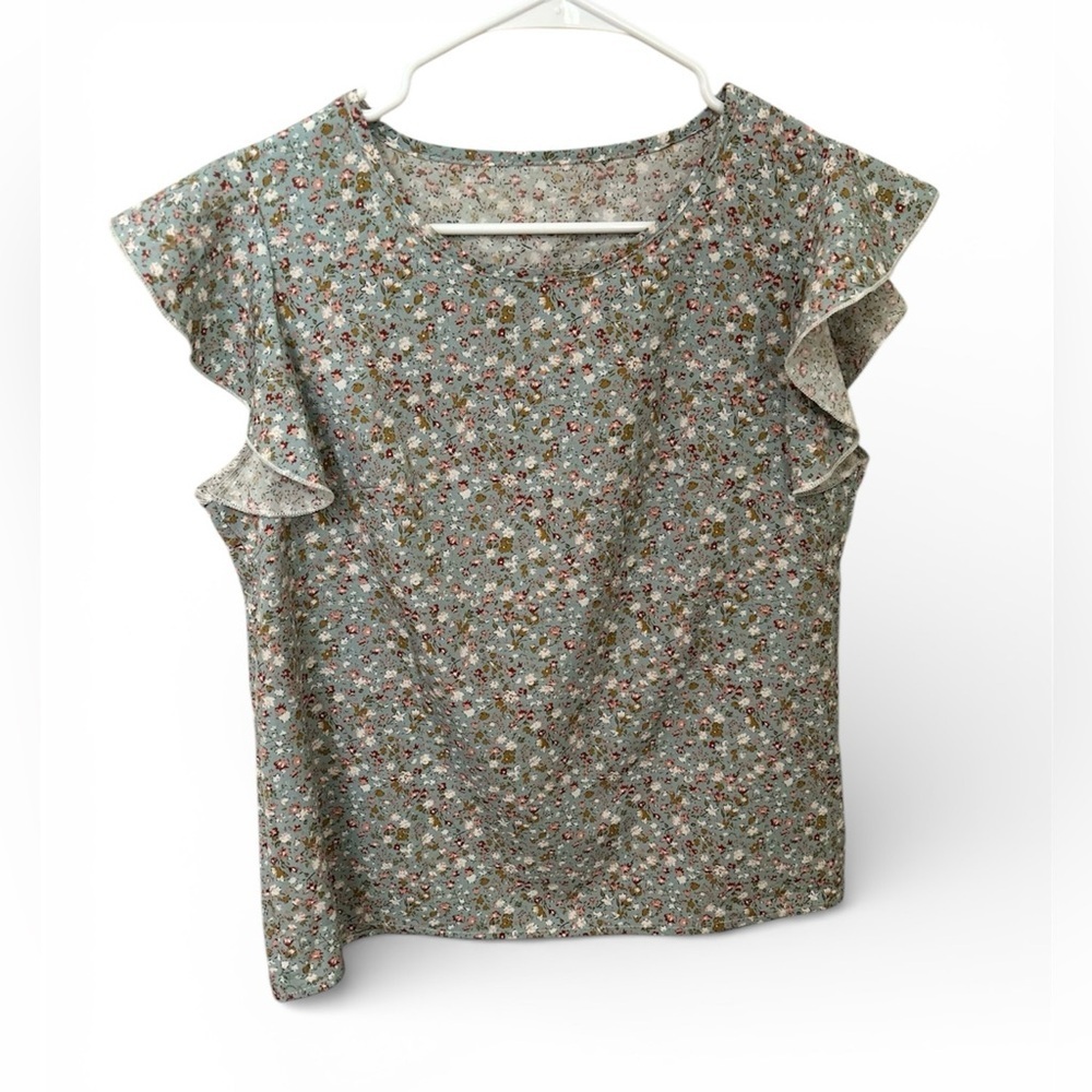 Emery Rose Floral Flutter Sleeve Blouse Blue Green Size Small NWOT